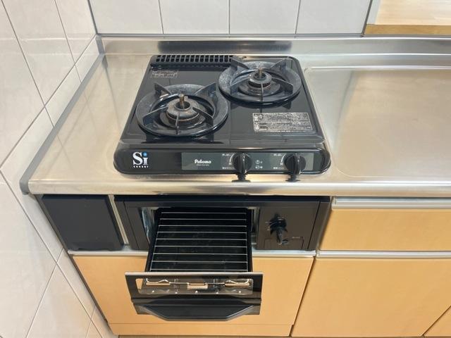 キッチン　システムキッチン（2口ガスコンロ付き）