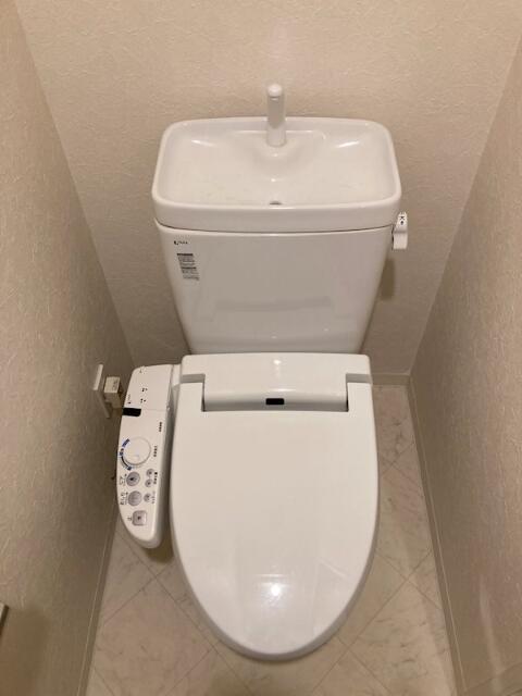 トイレ　トイレもきれいです