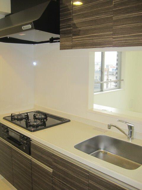 キッチン　キッチンでお料理をお楽しみください