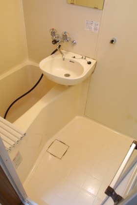 バス・シャワールーム　バス