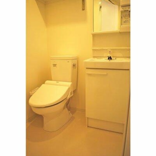 トイレ　室内参考写真