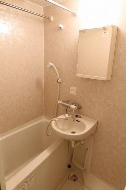 バス・シャワールーム　☆ゆったりお風呂☆