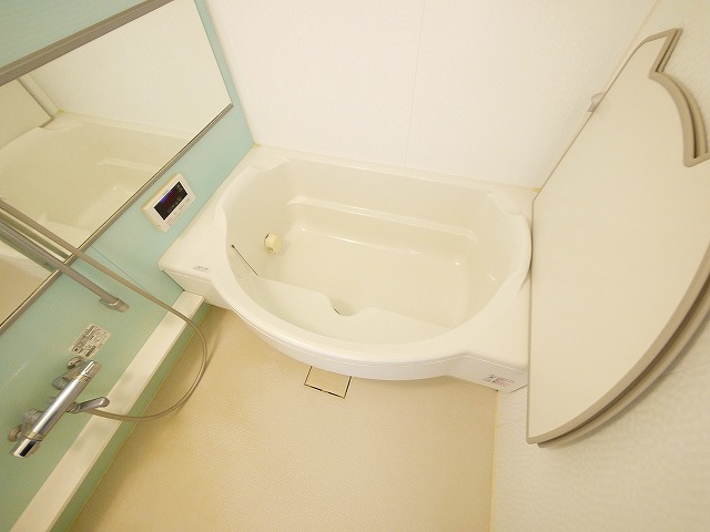 バス・シャワールーム　お風呂で日々の疲れを落としましょう