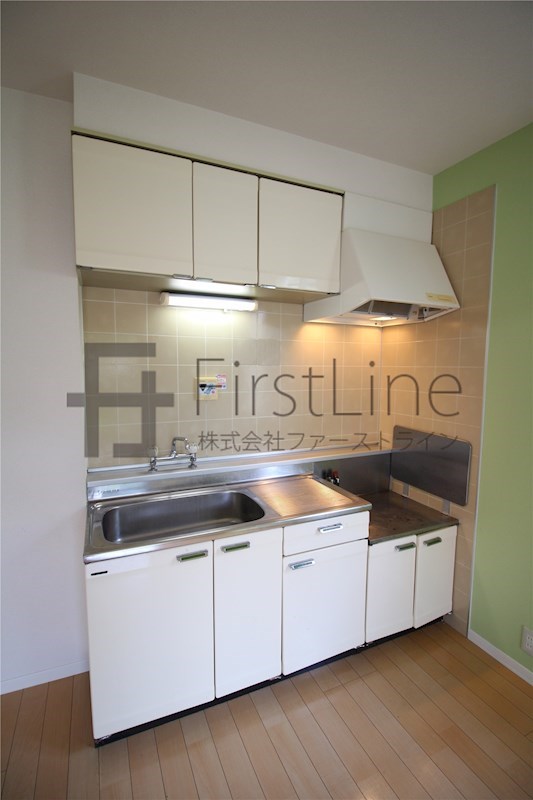 キッチン　※同タイプ別部屋