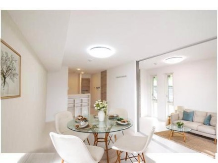 居室・リビング　CGで家具等を配置したもので家具等は含まれません