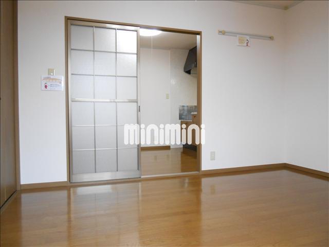 居室・リビング　洋間