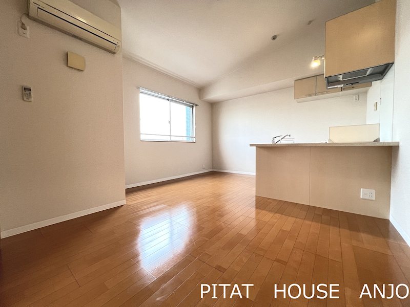 居室・リビング　参考写真B302