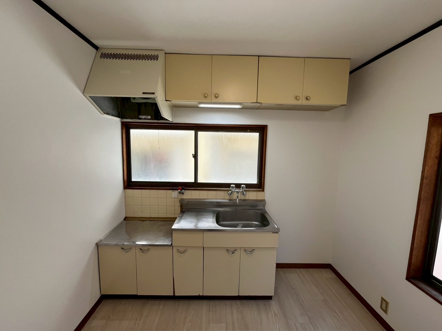 勝本アパートのキッチン写真