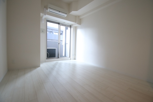 居室・リビング　※別室の参考写真の為、現況優先です。