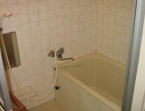 バス・シャワールーム　ゆったり過ごせるお風呂です