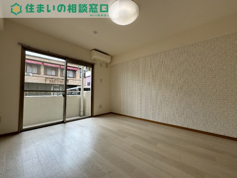 居室・リビング　同型