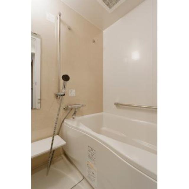 バス・シャワールーム　※写真は同タイプ住戸です。