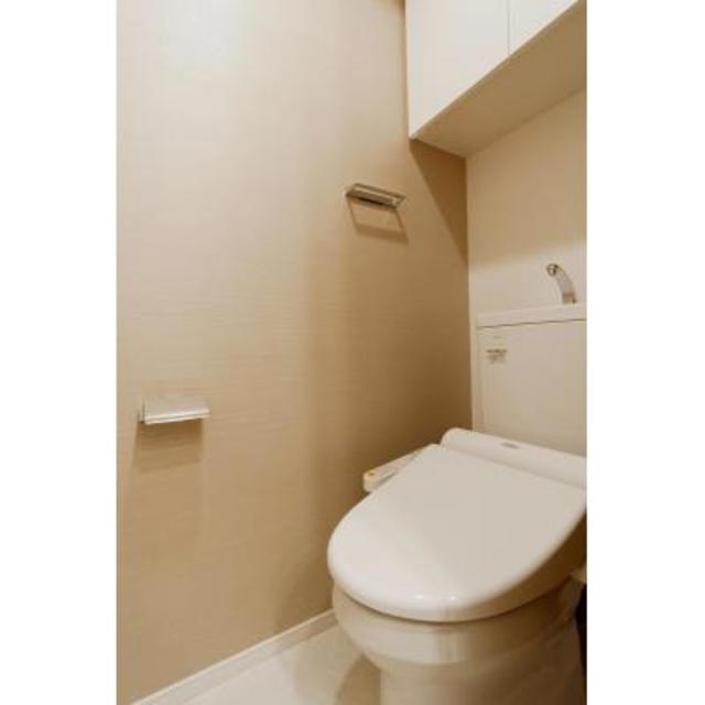 トイレ　※写真は同タイプ住戸です。