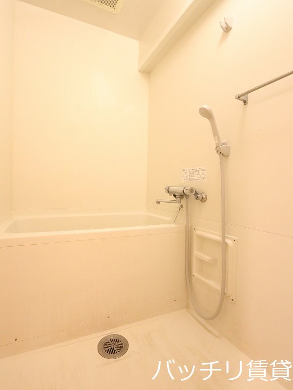 バス・シャワールーム　写真は別号室イメージの為、現状を優先致します