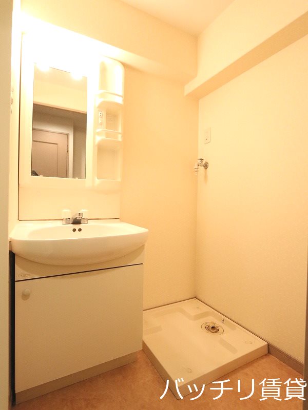 洗面設備　写真は別号室イメージの為、現状を優先致します