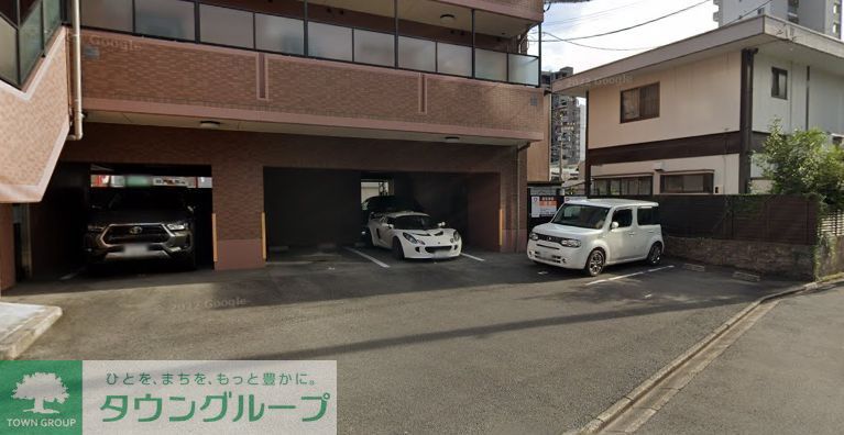 駐車場　駐車場