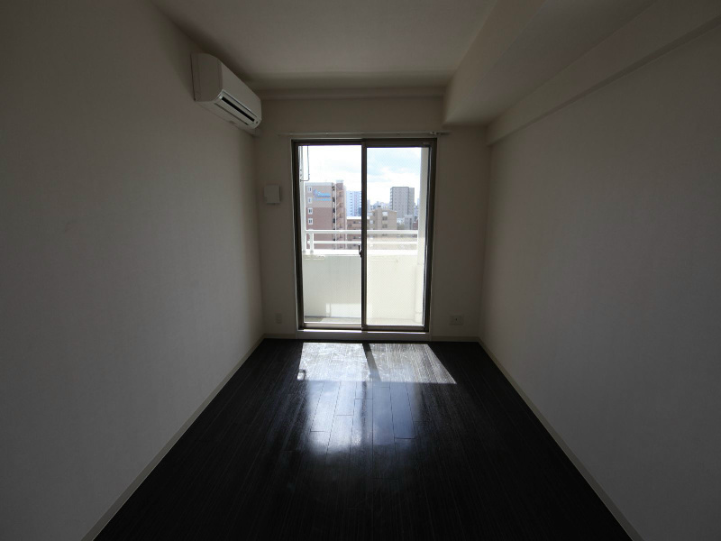 その他部屋・スペース　洋室6.83帖　エアコン完備　南面バルコニー