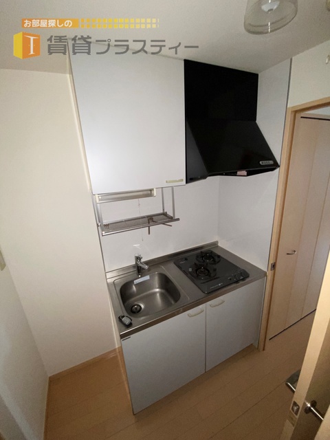 キッチン　簡単な自炊ならできそうです。