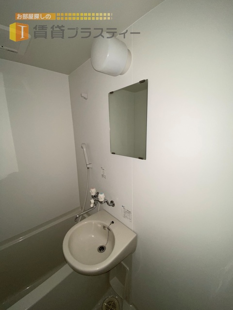 洗面設備　身だしなみを確認しましょう。