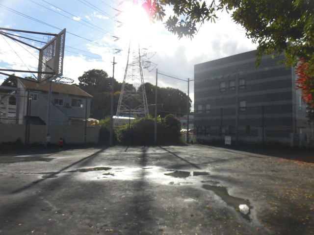 公園　千年中央公園（公園）まで427m