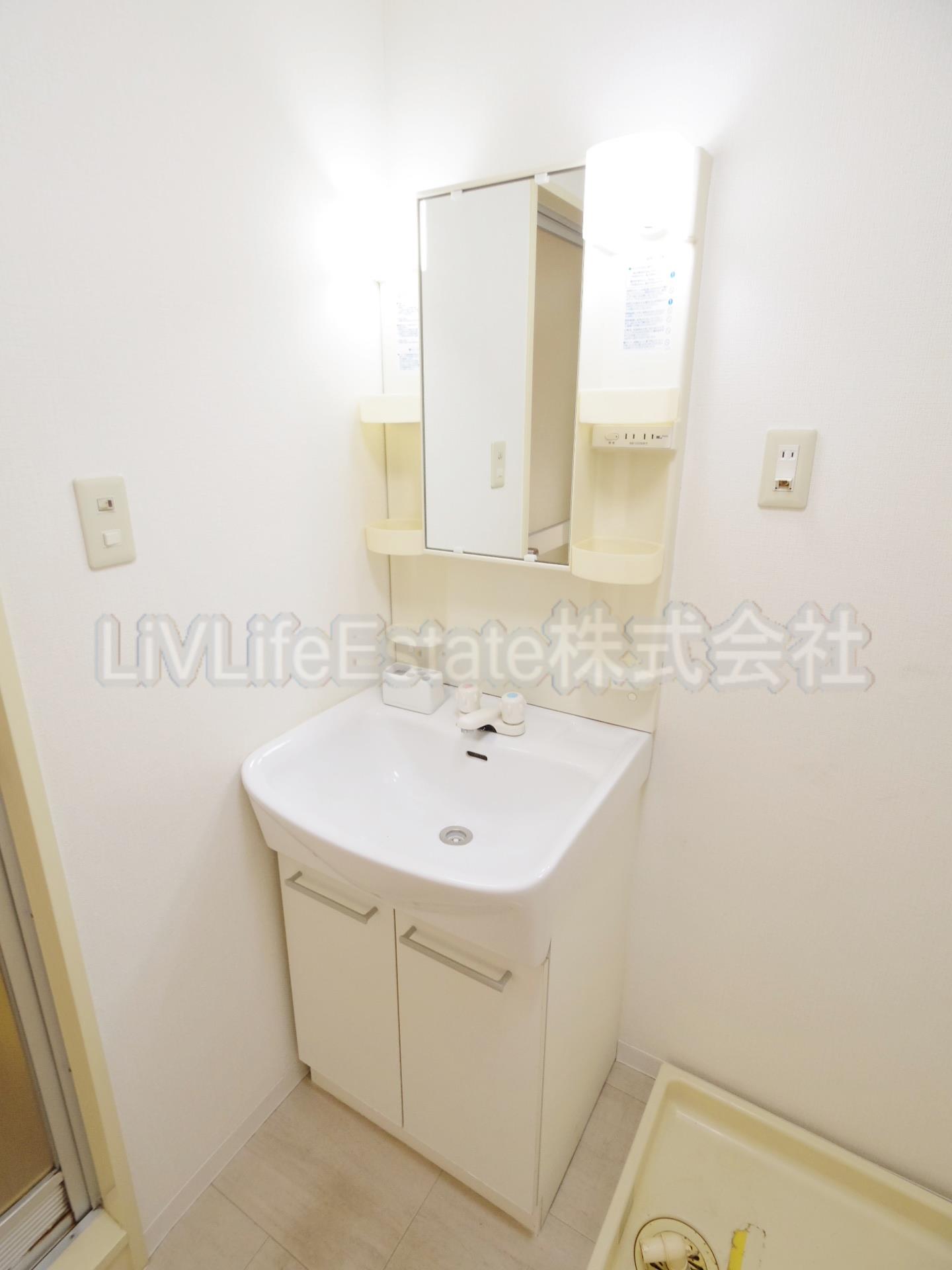 洗面設備　同仕様写真