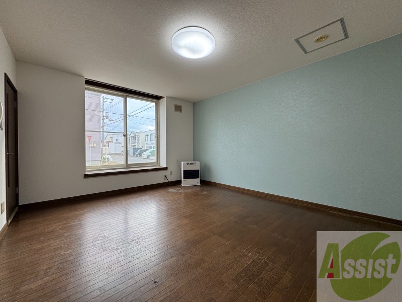 居室・リビング　広くてキレイなお部屋が広がっていて、充実した生活が送れそう。