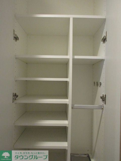収納　Eタイプ2016年7月撮影 同タイプ805号室の写真です。