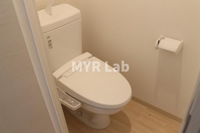 地下鉄箱崎線 箱崎九大前駅 徒歩6分 2階建 築12年のトイレ写真