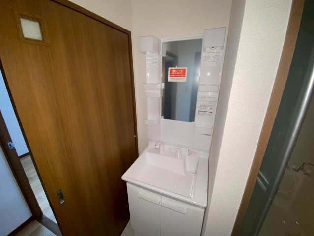 その他　エレガントパレス守山