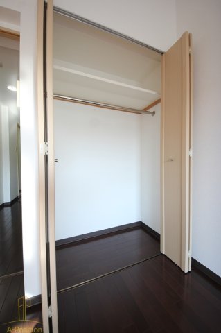 収納　CASA京橋