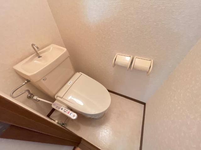 トイレ　シャワー付トイレ
