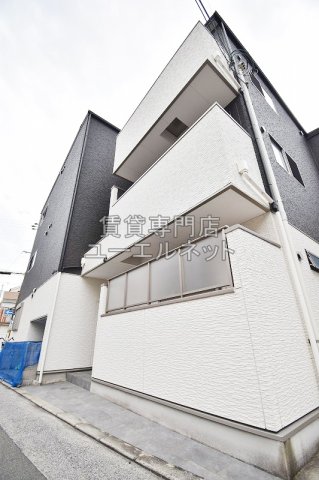 建物外観　綺麗な外観