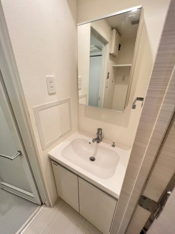 洗面設備　ブライズ赤羽