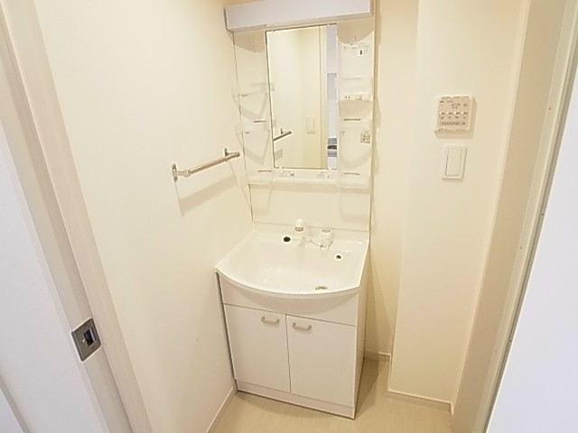 洗面設備　同仕様別部屋