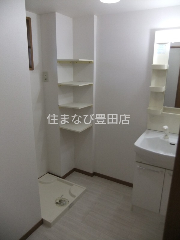 洗面設備　同型別部屋写真