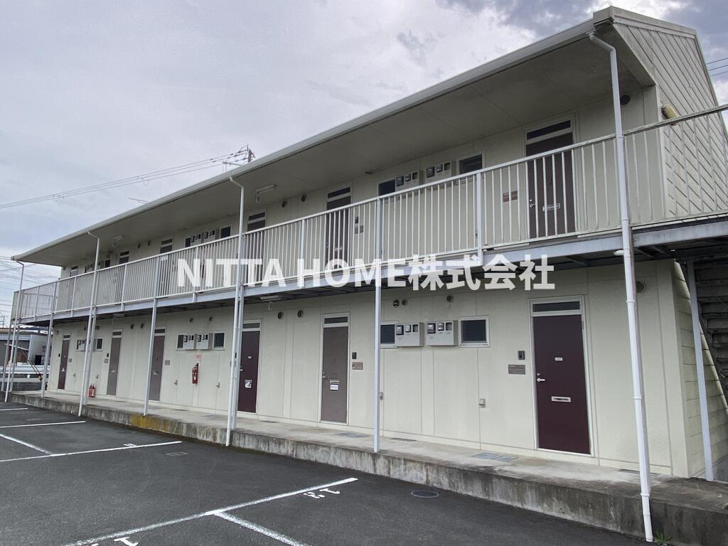 建物外観　オール電化物件◇駐車場は無料付きです！