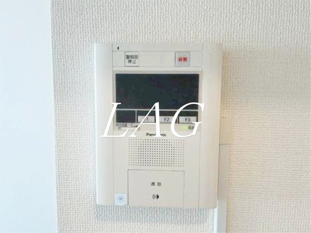 セキュリティ　モニター付きインターホンです。