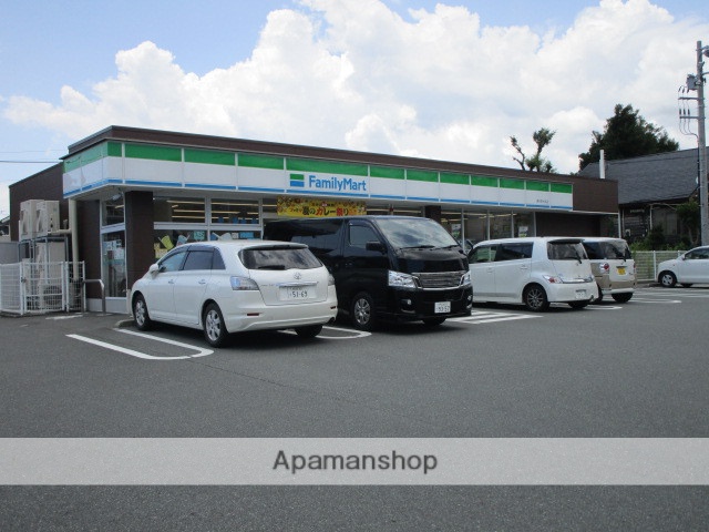 コンビニ　ファミリーマート（コンビニ）まで1156m