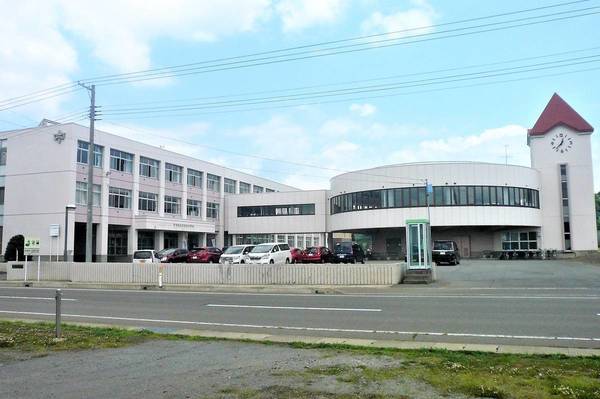 中学校　平川市立平賀東中学校（中学校）まで1000m