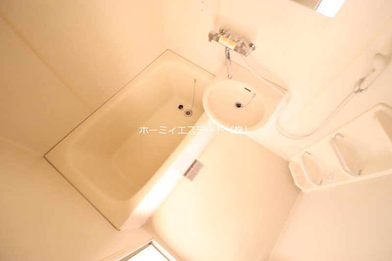バス・シャワールーム　浴室です♪