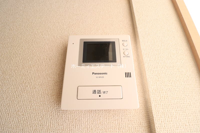 セキュリティ　安心のモニターフォンです♪