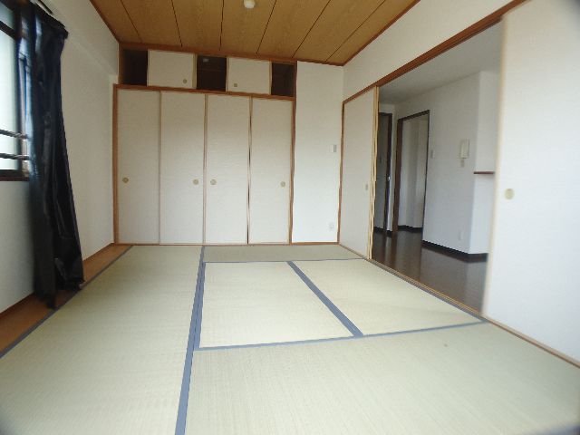 その他　寝室や子供部屋などに使い易い和室