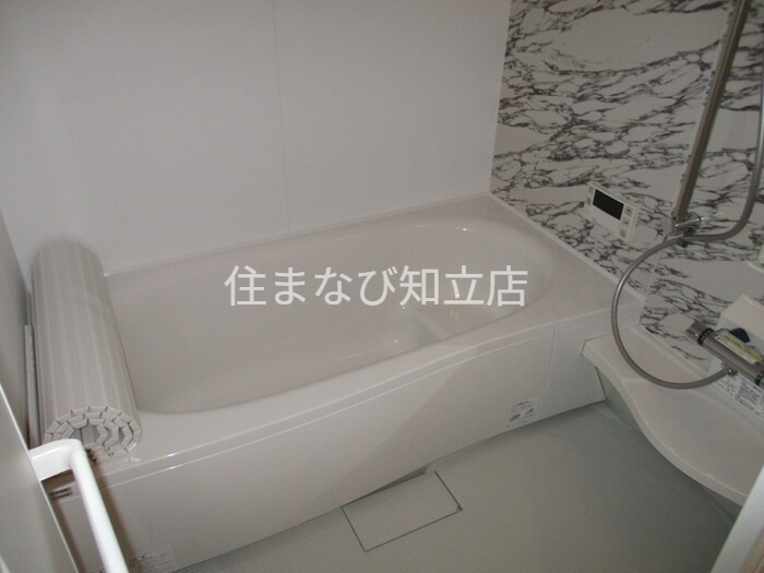 バス・シャワールーム　同型写真