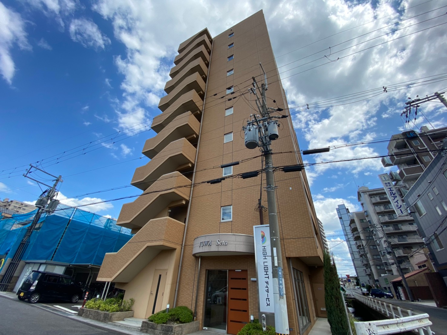 建物外観