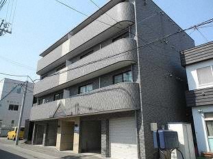 建物外観　駅徒歩2分の好立地♪