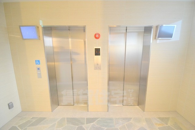 その他　エレベーター