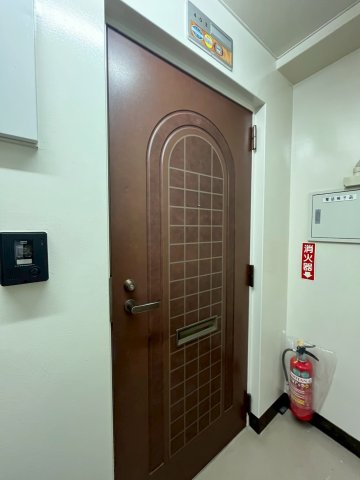 玄関　明るい玄関です