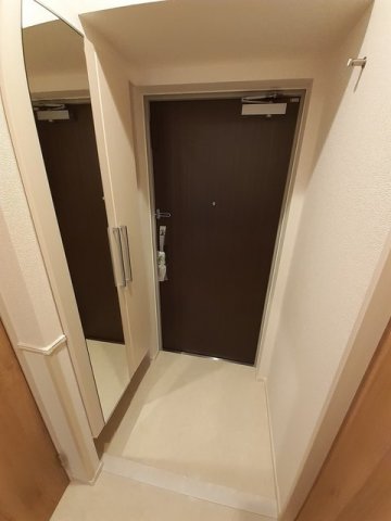 玄関　シンプルで使いやすい玄関です