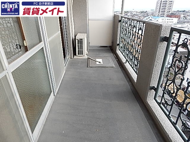 バルコニー　同物件別室写真