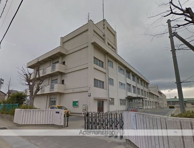 中学校　仙台市立中野中学校（中学校）まで708m